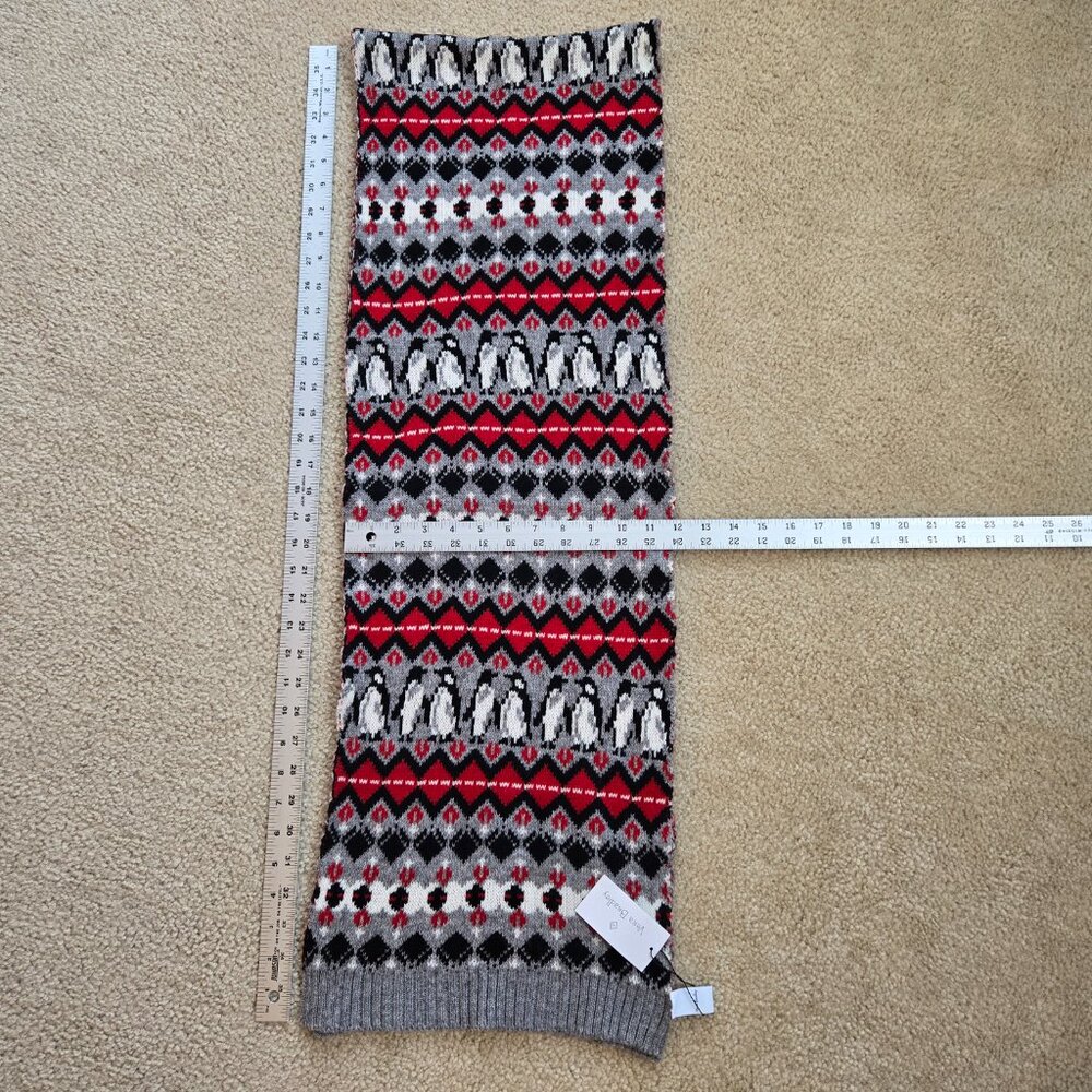 NWT Vera Bradley Penguin Fair Isle Scarf - Picture 5 of 5